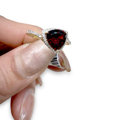 14kt yellow gold ladies garnet and diamond ring GR-945