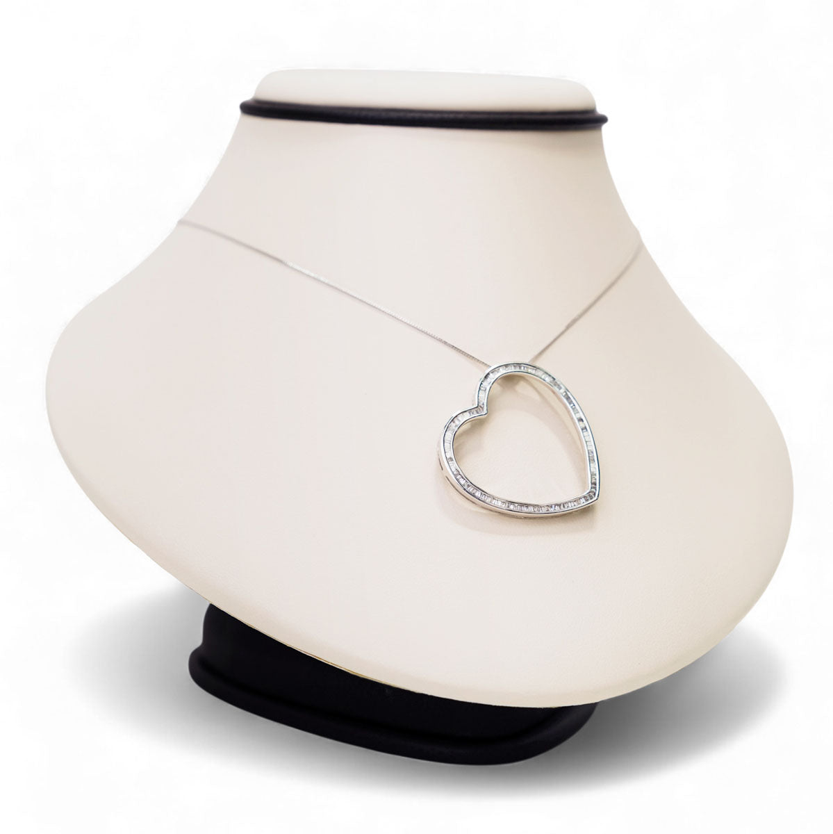 14kt white gold ladies 0.70ct diamond open heart pendant with 18" chain DP-633, CW18-97