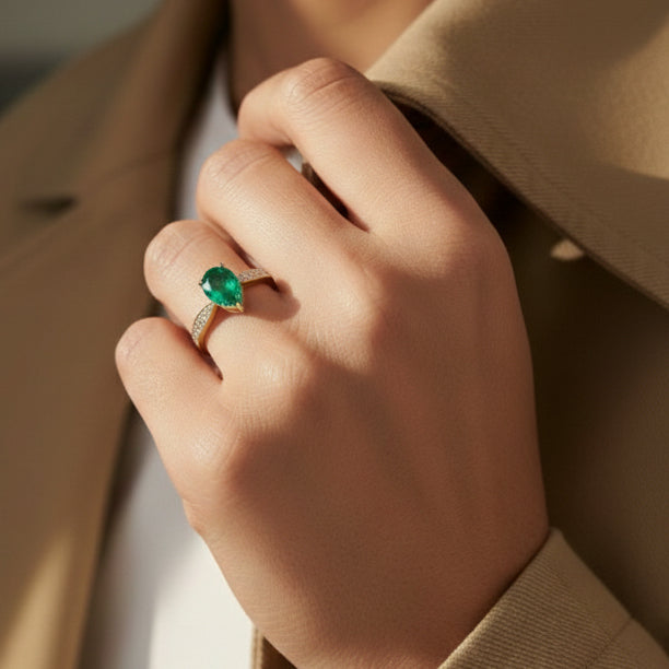 14kt yellow gold ladies emerald and diamond ring SPR-876